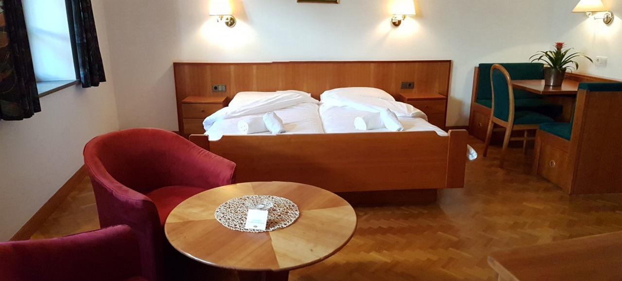 Weisses Roessl Bed & Breakfast Appiano Sulla Strada Del Vino Exterior photo